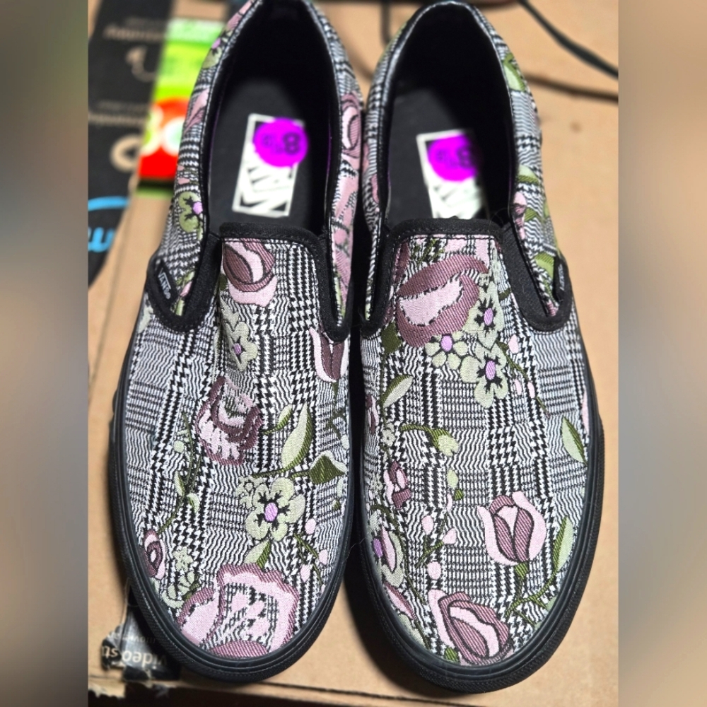 NWOB  Vans old skool stackform floral